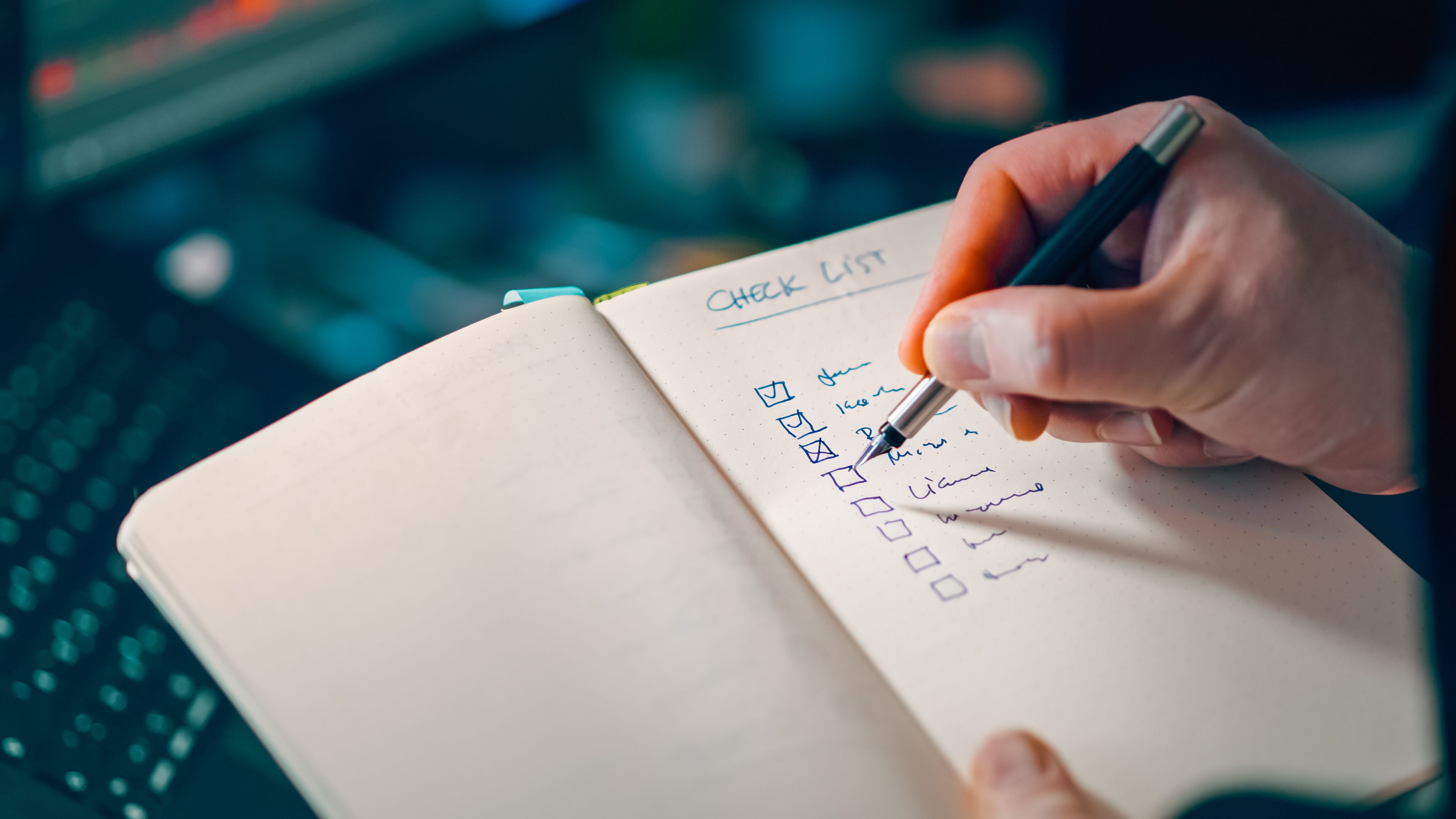 Weekly bathroom remodel marketing action checklist